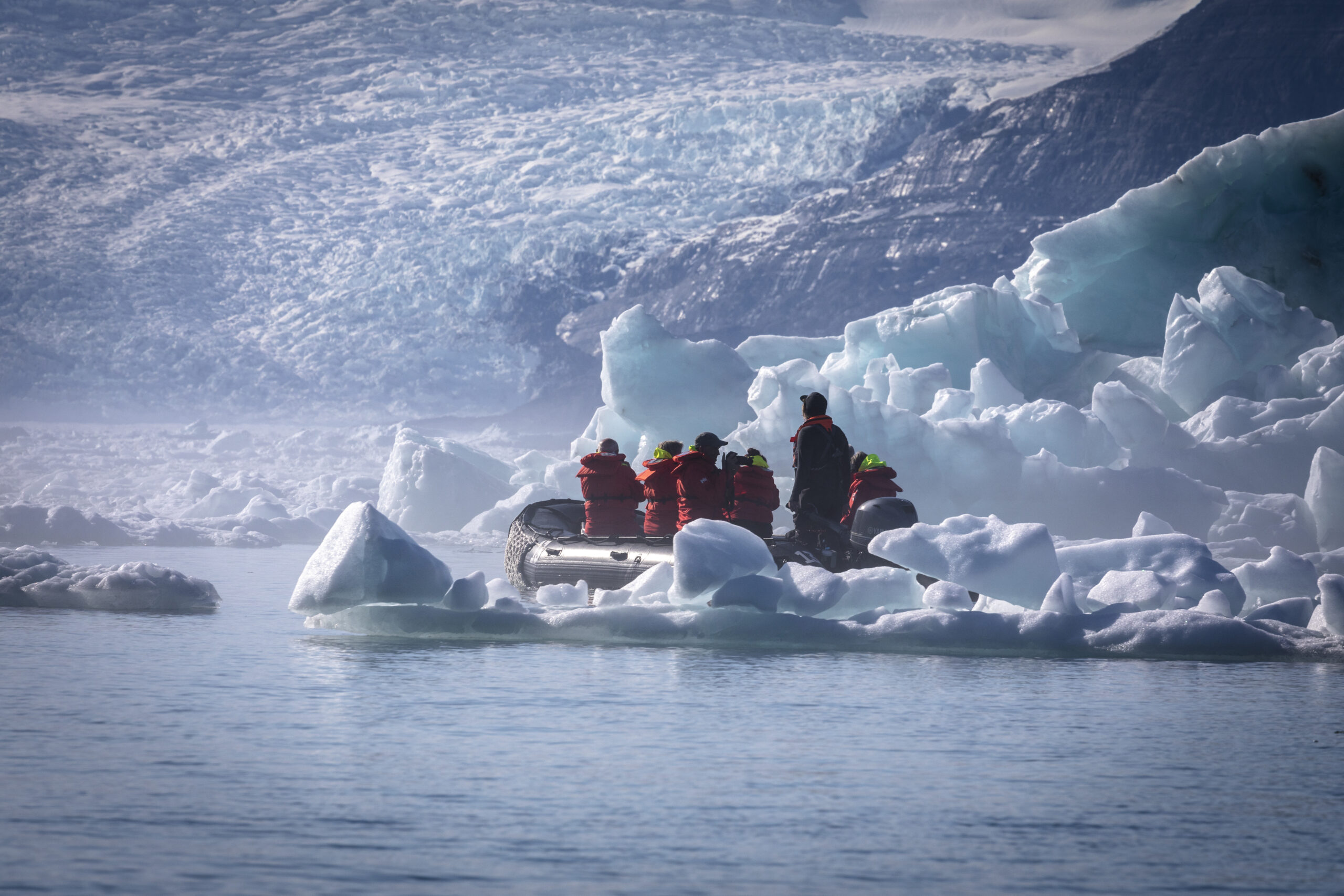 Icy Bay Alaska HX 38140 Photo Oscar Farrera scaled